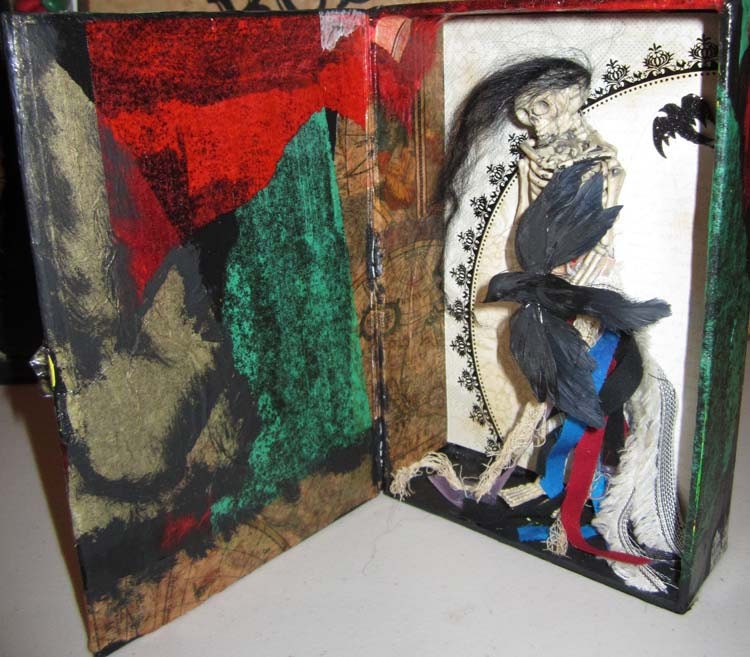 AlteRed aRt  RAVEN  ThE BirD LaDy  MiXeD MeDiA HoMe DeCoR SkeLEtOn HaNdMaDe OOaK