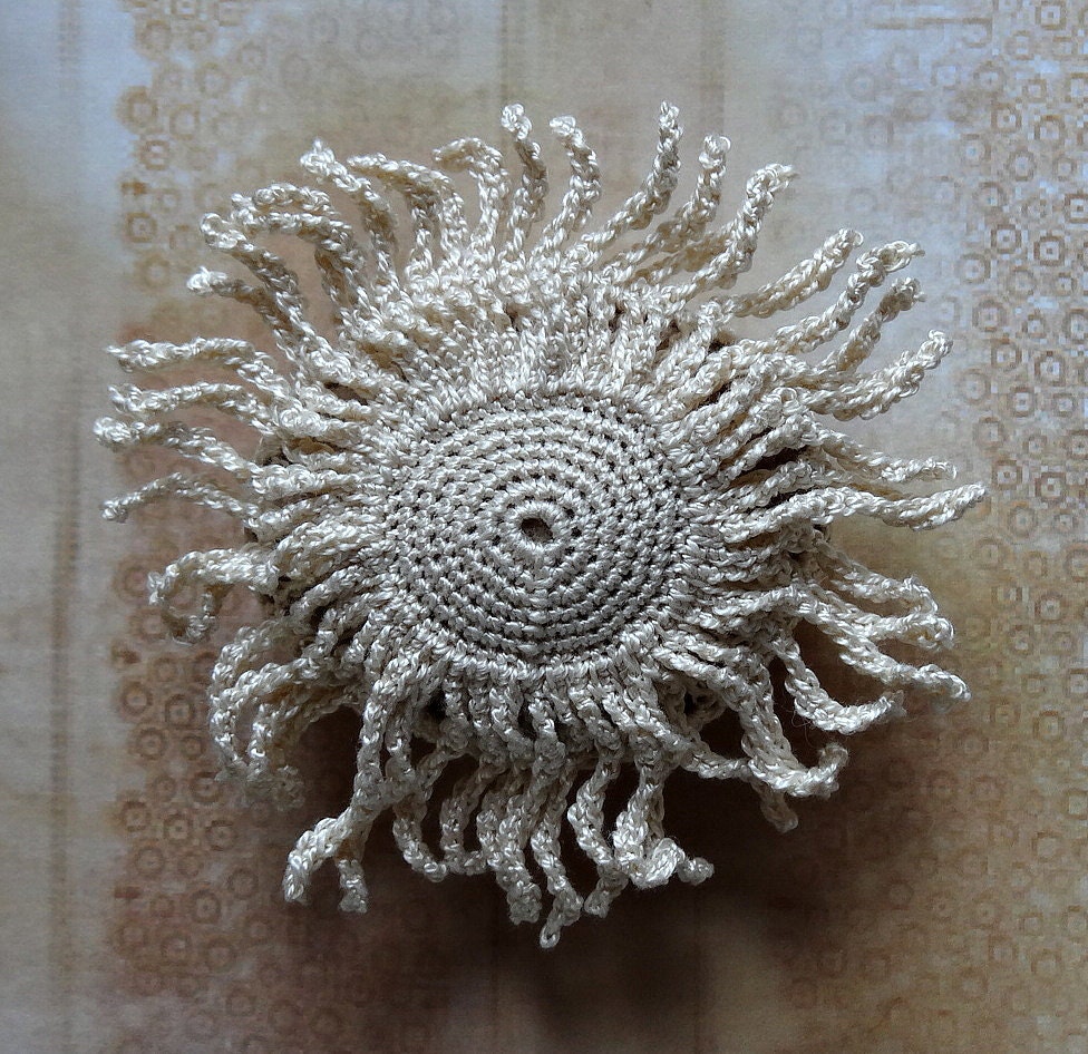 Folk Art, Mixed Media, Crochet Flower Stone, Original, Handmade, Table Decorations, Nature, Garden, Decorative Arts, Beige, Small