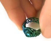 Hypoallergenic niobium and moonstone ring, size 7.75