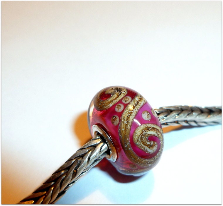 Luccicare Lampwork Bead - Pink Scroll -  Lined with Sterling Silver