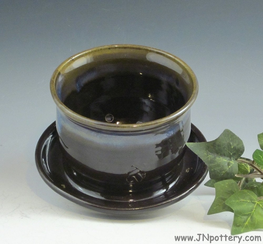Stoneware Plant pot with Attached Saucer, Ceramic Planter, Midnight Aurora G033