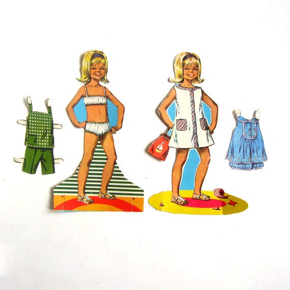 2 Vintage Paper Dolls Twin Girls with lots of outfits