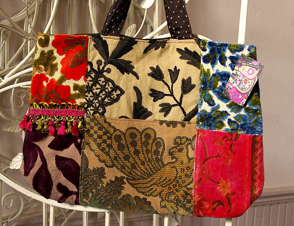 Big weekender tote in vintage velvets