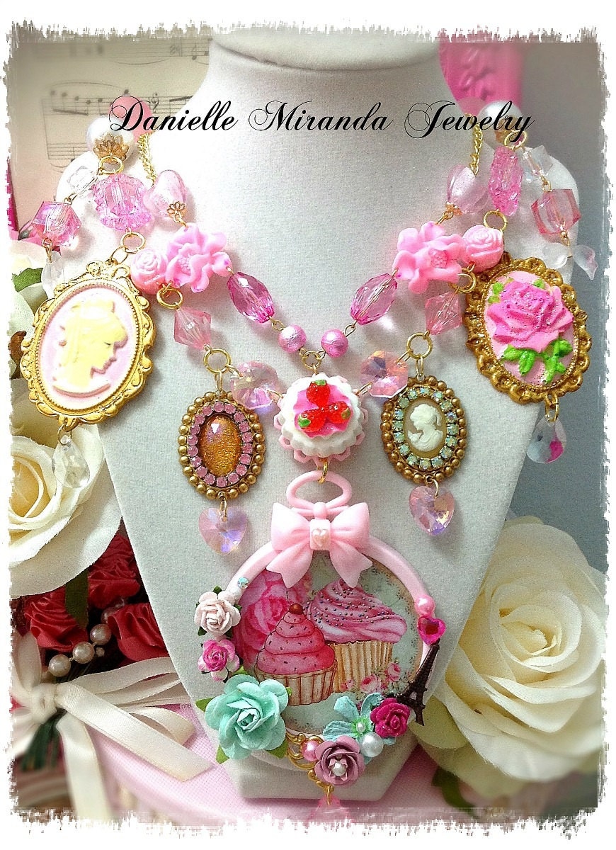 Marie Antoinette French Chic Pink Cupcake Cameo Kawaii Charm Necklace