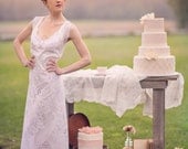 20's Style Lace Sheath Dress