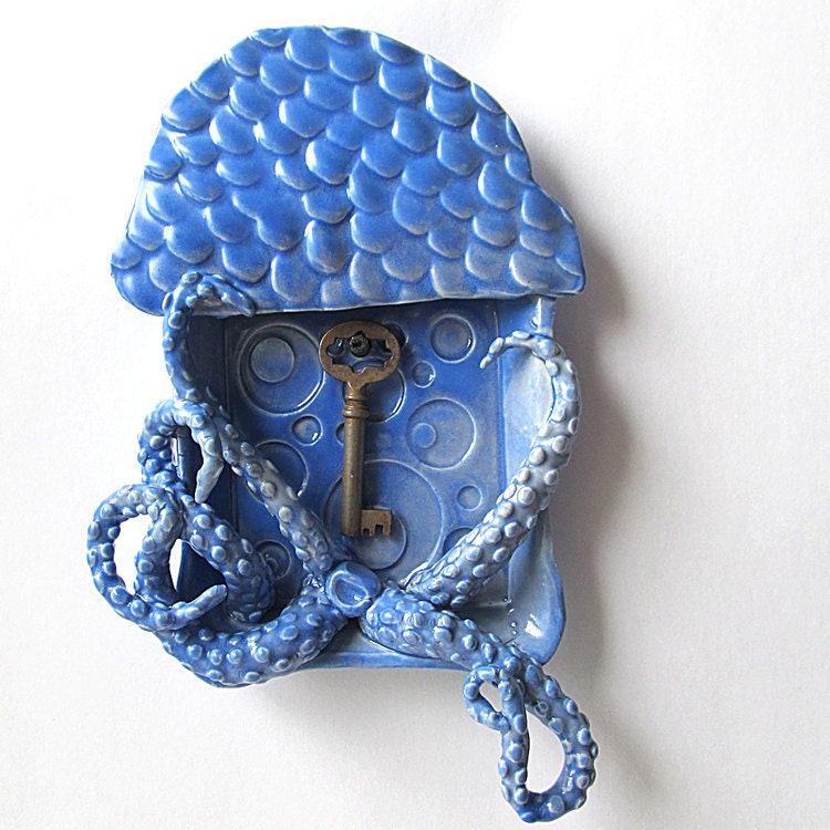 A Tentacled Key House for Your House Key