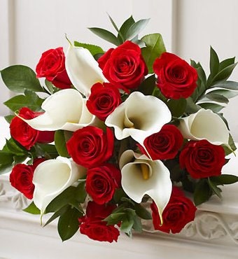Red Rose and Lily 2 Oz Candle Soap Fragrance Oil