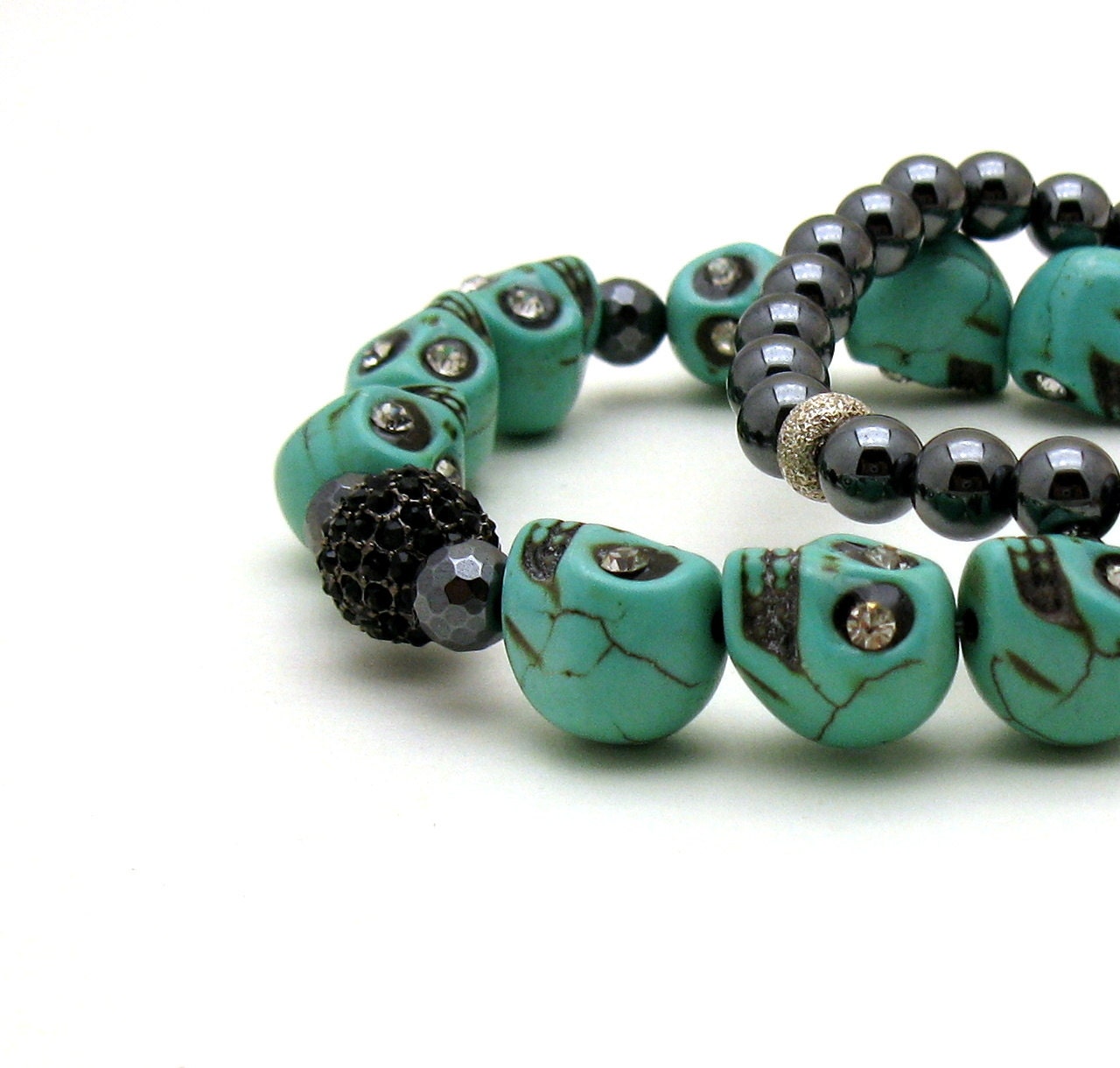 Turquoise Skull Beaded Bracelet  / Dia de los Muertos / Skull / Day of the Dead / Bohemian Cult