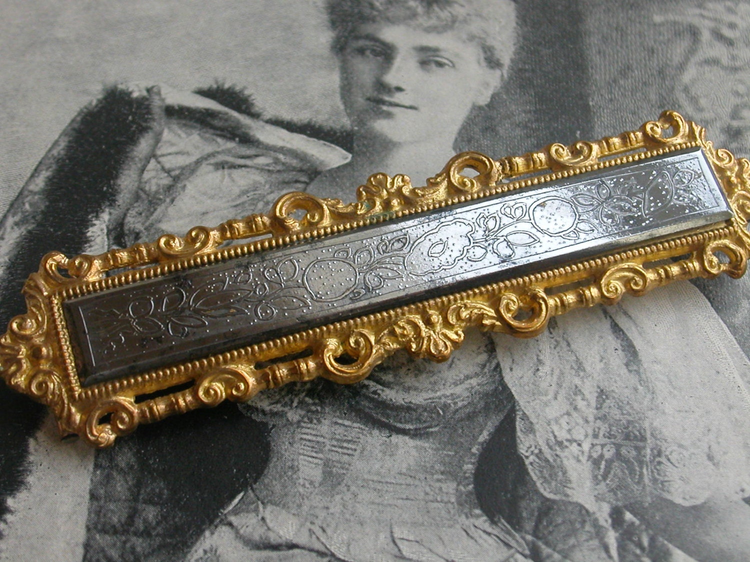 Victorian Bar Pin