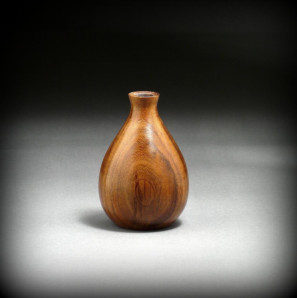 Wild Tamarind Wood Vase (TAM01)
