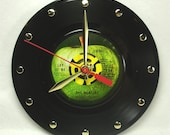 The BEATLES Record Clock 45rpm - Let It Be - Wall / Desk Clock