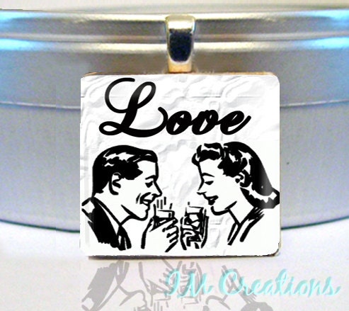 Scrabble tile pendant - Retro Love (WRD134)