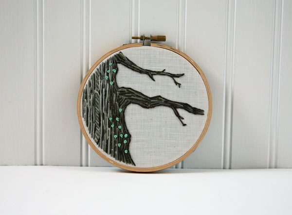 Hoop embroidery, Tree Art, Woodland, Embroidered, Grey, Brown, Mint Green, Off White, Nature, Branches, Lichen, Wall Decor, 5 Inch Hoop