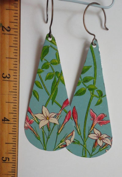 Vintage Tin Teardrop earrings blue and green with day lily motif