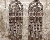 Vintage Weiss Rhinestone Dangle Earrings