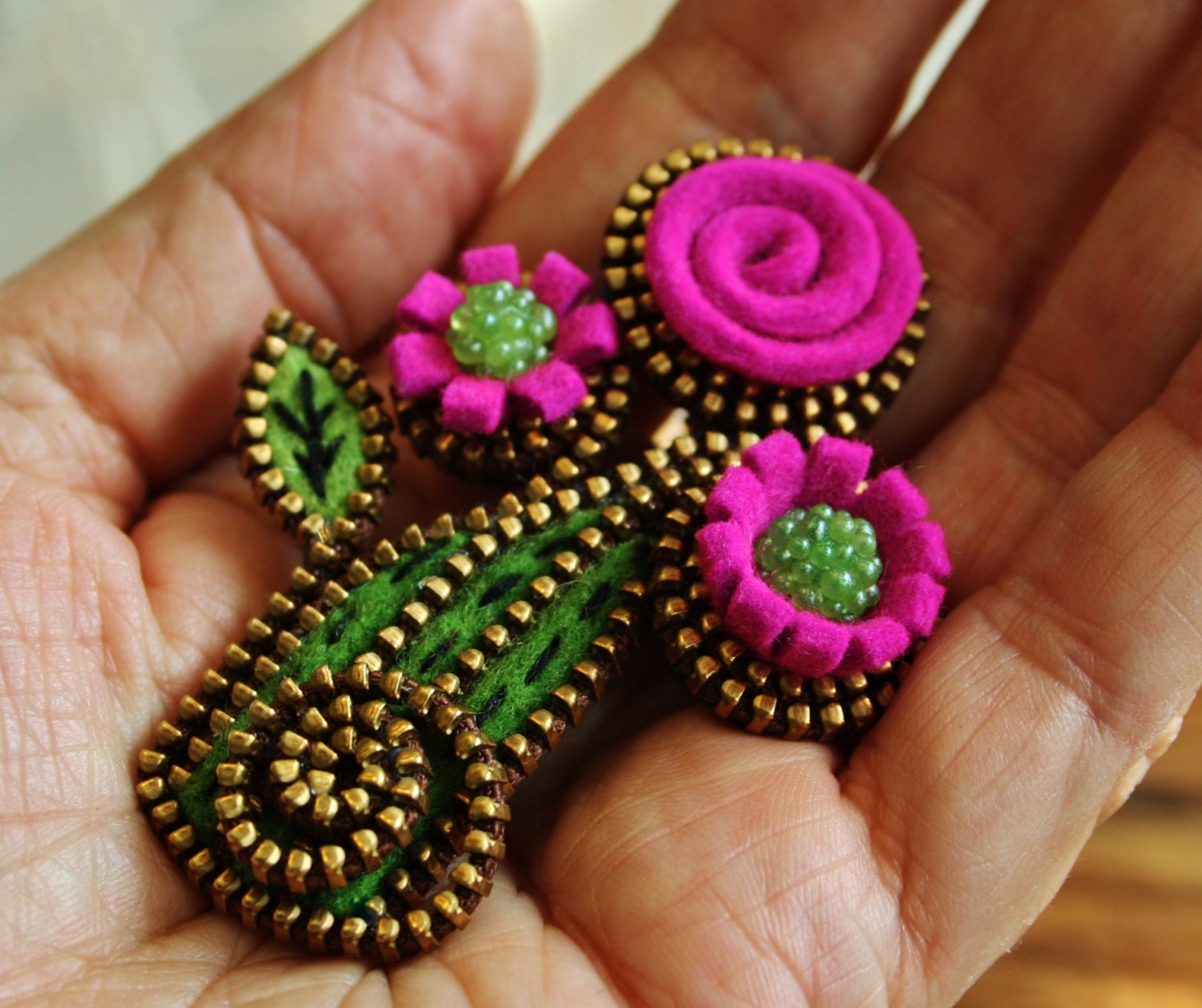 Pink felt and zipper  flower brooch