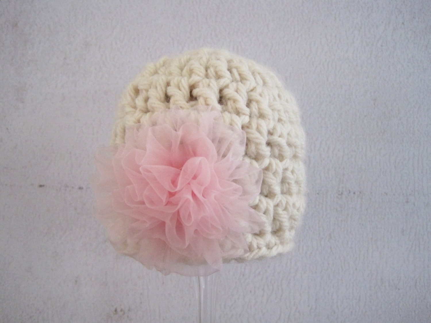 Crochet Baby Girl Hat, Crochet Baby Hat, Newborn Girl Hat, Infant Girl Hat, Girl Baby Beanie, Photography Prop, Ivory Pink Flower