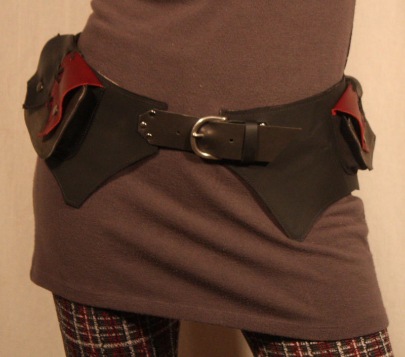 Show Down/Hoe Down Leather Holster Belt in Black/Grey/Oxblood Sz Sm/Med