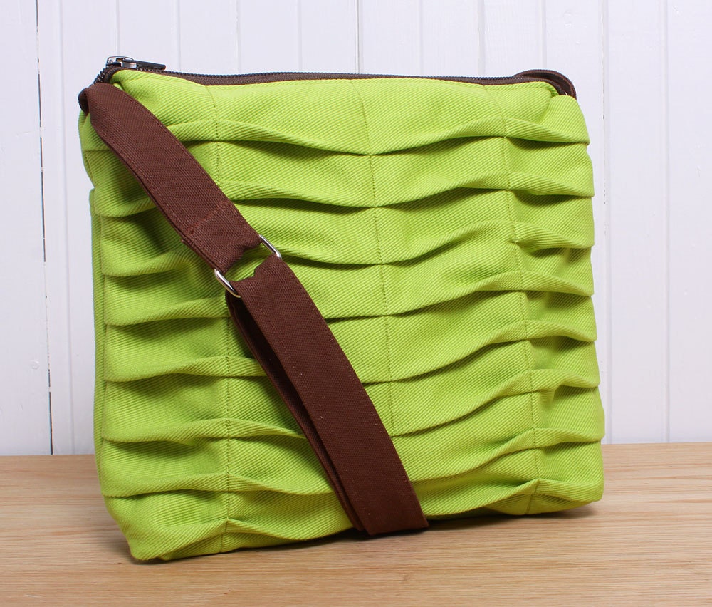 Sling Style Tote Crossbody Purse Zipper Top Bag in Bright Green Cotton Canvas