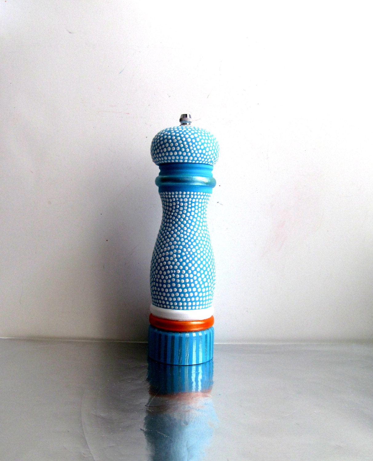 Pepper Mill: Blue and white Hand Painted Pepper Mill