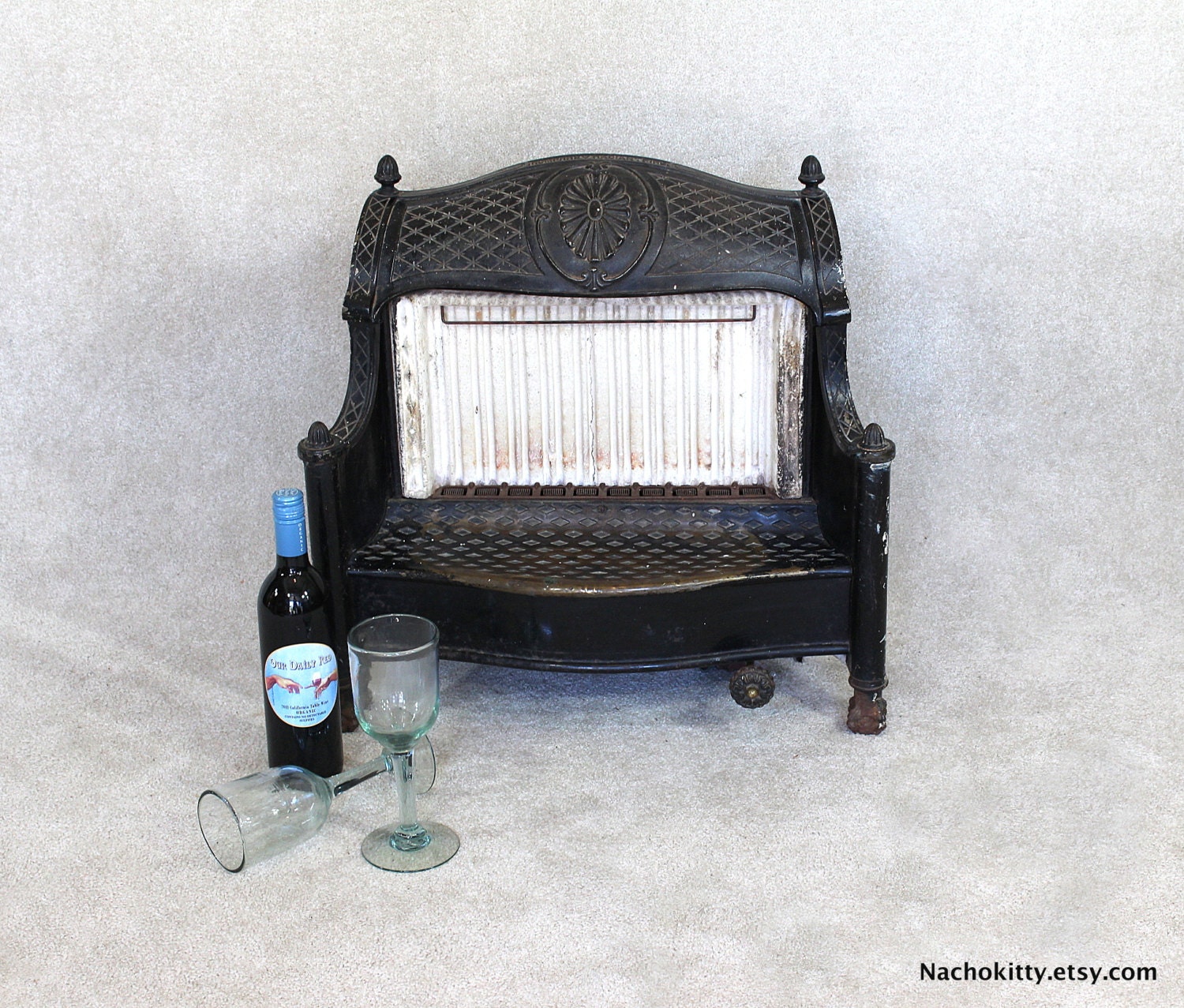 Gas Antique Fireplace, Small Space Cast Iron & Ceramic Stove Humphrey RadiantFire