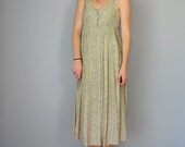 Vintage DAISY Jumper / 1990s Dress / Daisy Print Maxi Dress / Light Yellow Pinafore / Compagnie International Express