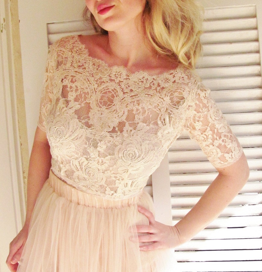 Ballade del Vientre blush pink bridal lace top pale pink lace blouse blush champagne bridal bolero jacket wedding bolero