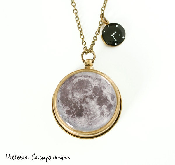 Moon and Stars Working Compass and Locket Necklace - Tiny Constellation Locket and Moon Compass, Custom Zodiac Jewelry