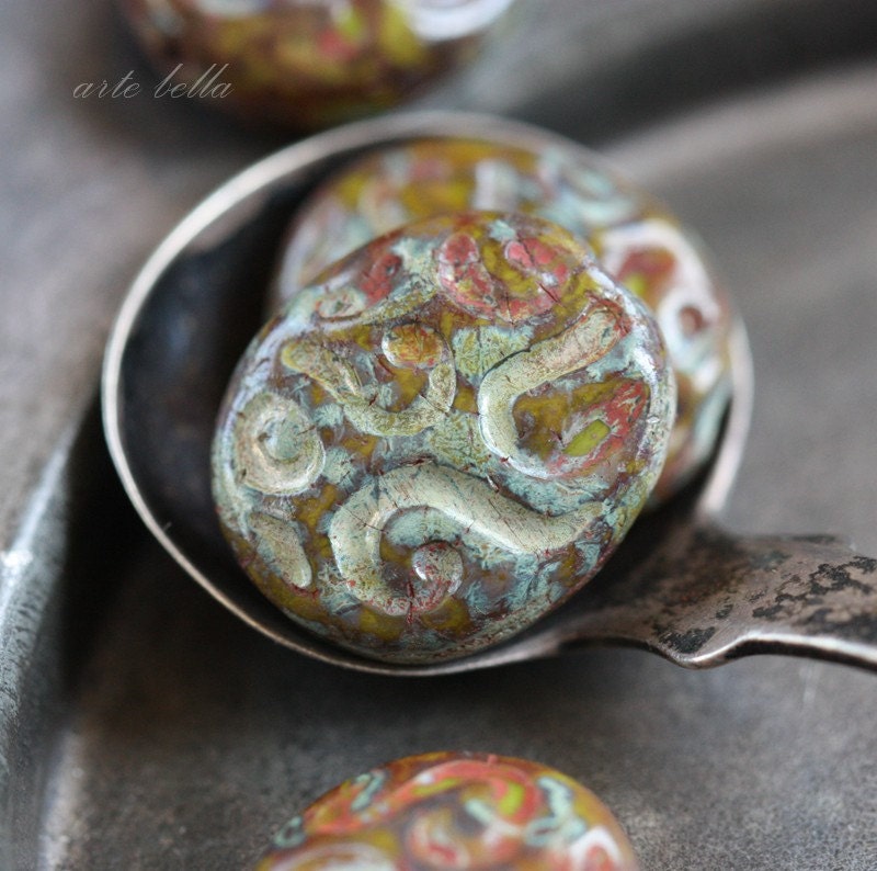 CHARTREUSE VICTORIA .. NEW Picasso Czech Carved Oval Beads (3415-4)