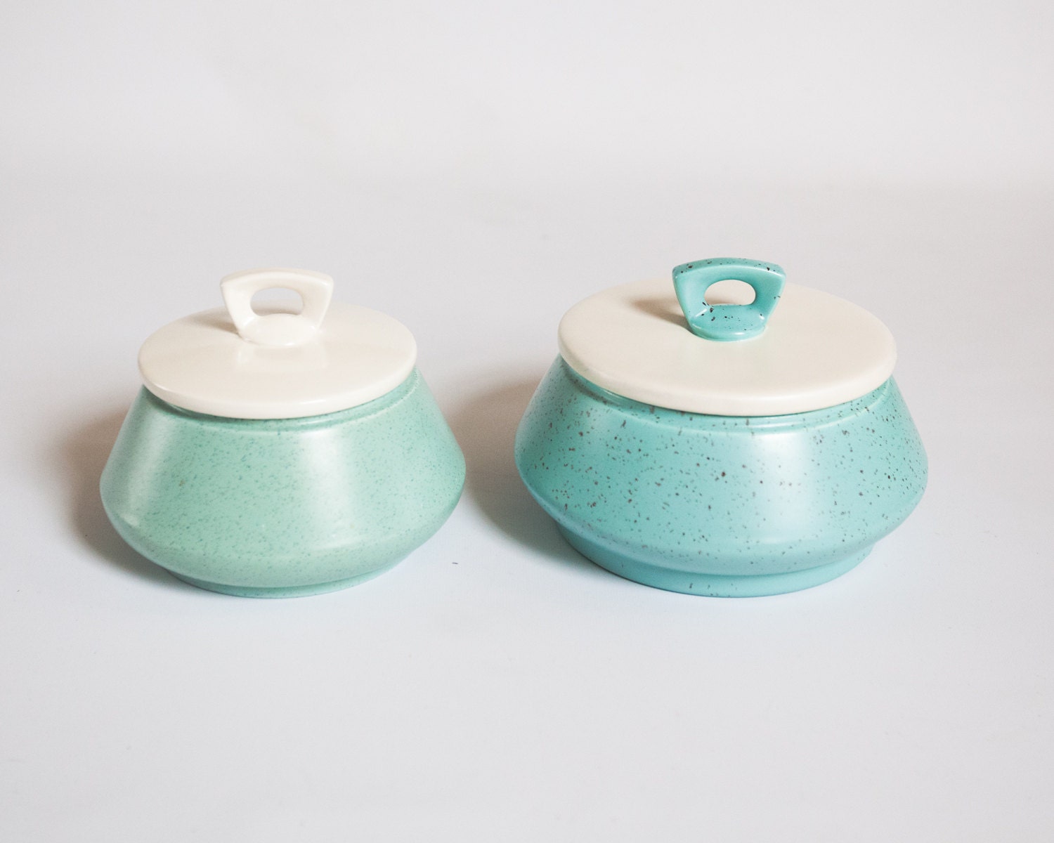 Small Mid Century Atomic Era Blue Speckled California Pottery Lidded Casserole Dish