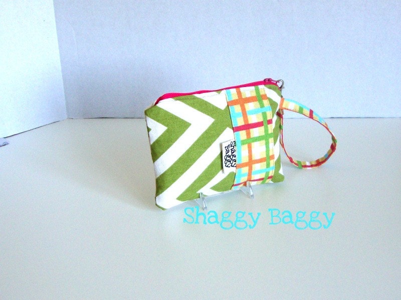 NEW Wristlet