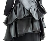 1980s OSCAR De La RENTA Black wool crepe and silk ruffle cocktail Dress