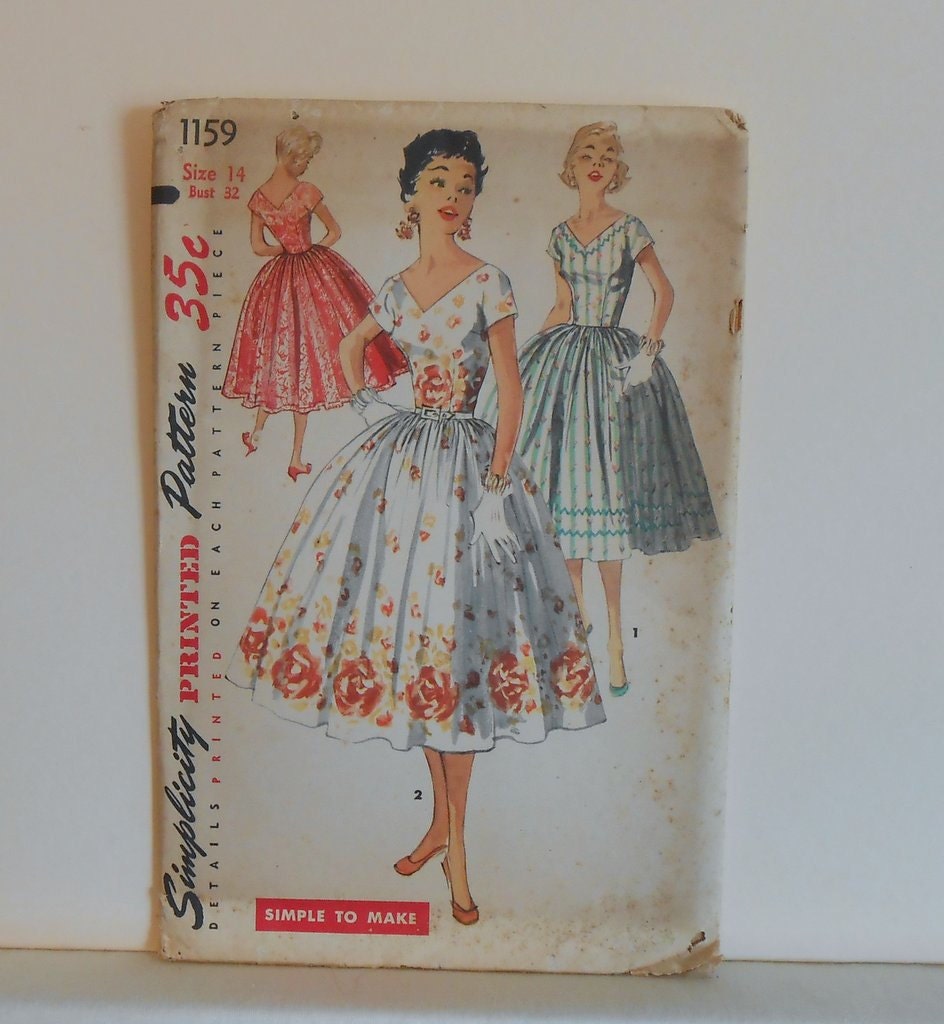 Women's One Piece Dress Size 14 UNCUT Vintage 1950's Simplicity 1159 "Simple to Make" Sewing Pattern