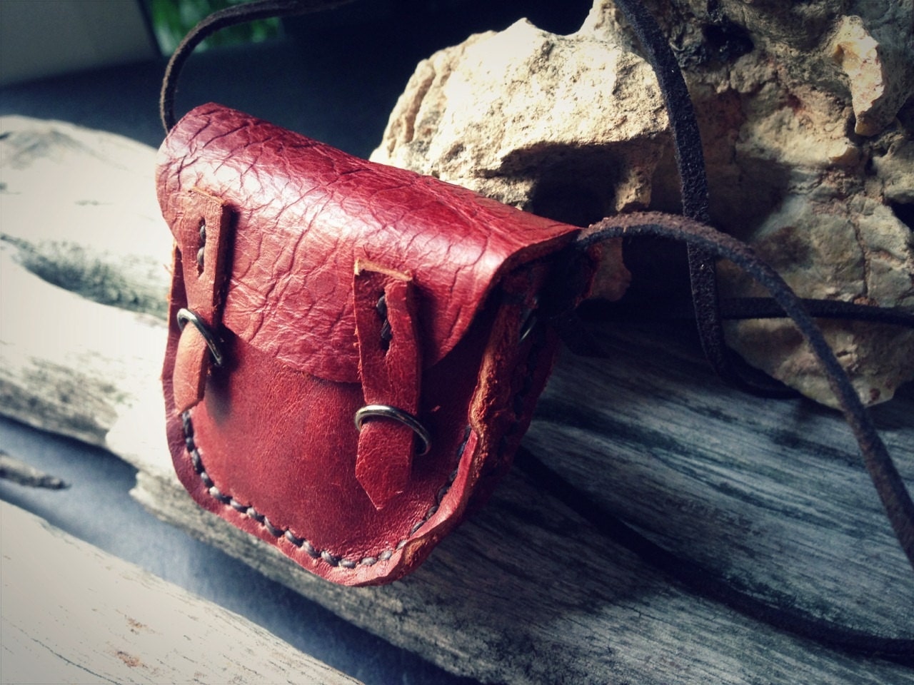 Necklace MiniBook in a little Saddlebags Red orange leather.