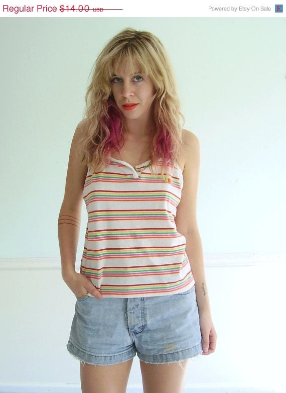 50% OFF. . . 70s Retro Rainbow Stripe Crop Tank Top Shirt - SMALL S - Vintage