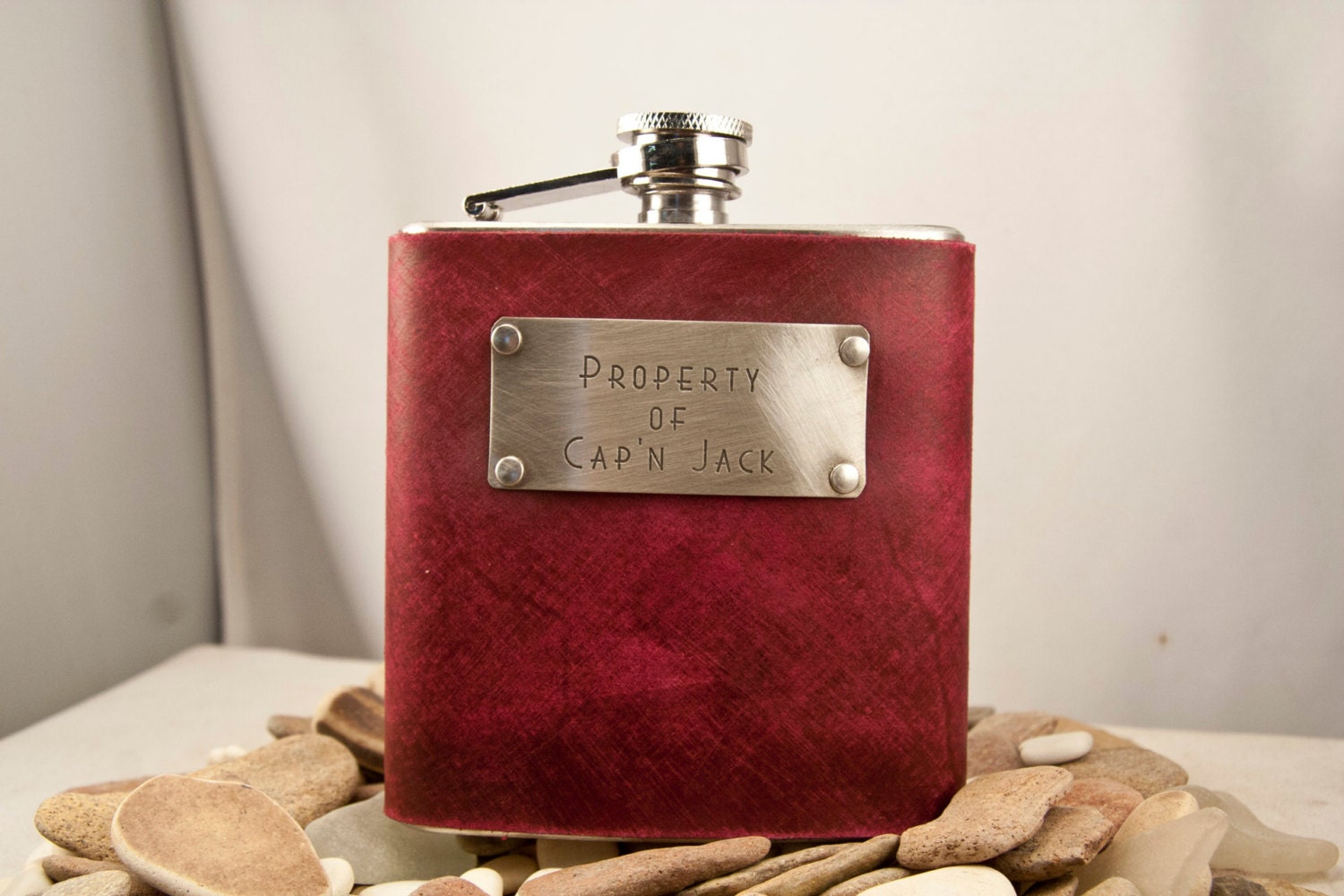 Bridal Party, Set of 6 flasks- 6 oz, Distressed Leather, personalized message quote