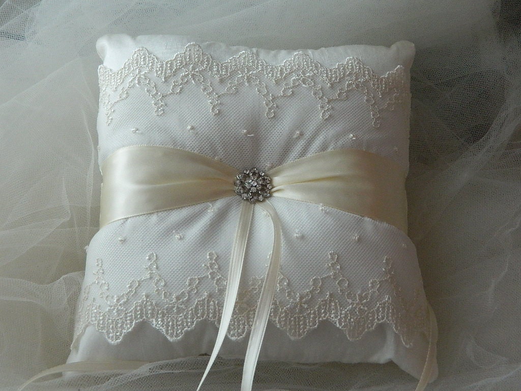 Wedding Ring Bearer Pillow Wedding Ivory Duppioni Silk Ringbearer Pillow