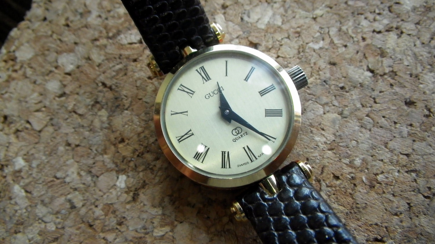 Vintage Ladies Genuine Gucci Watch