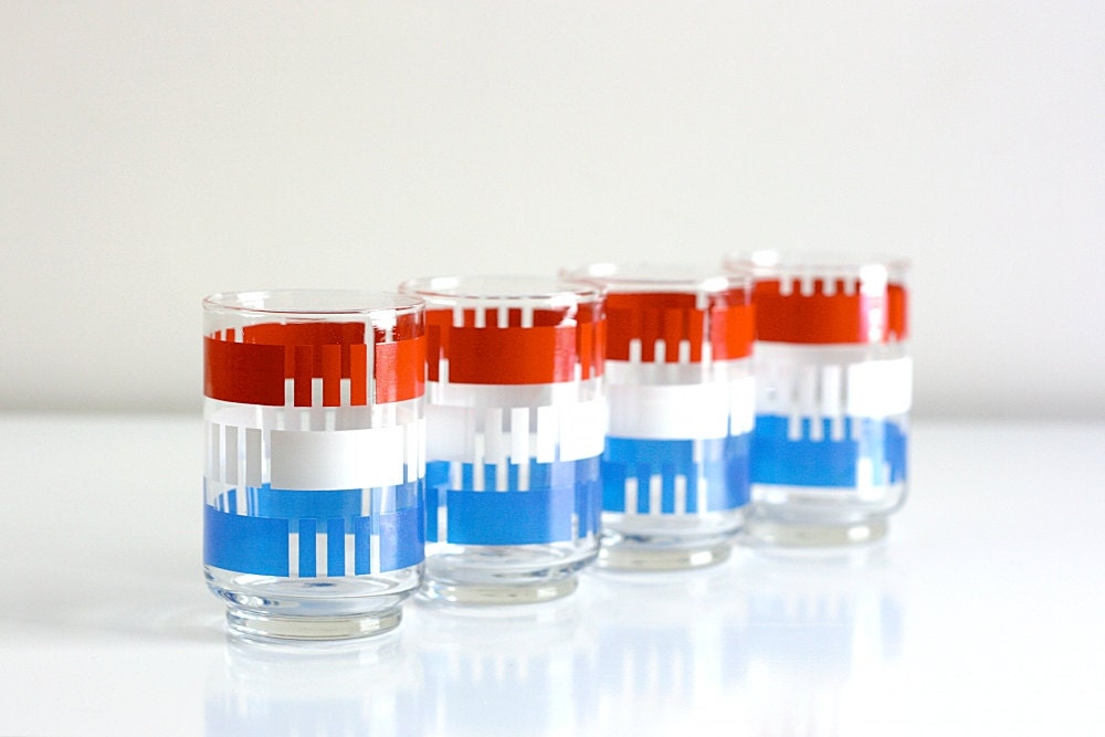 Vintage Red White and Blue Striped Drinking Glasses by Libbey