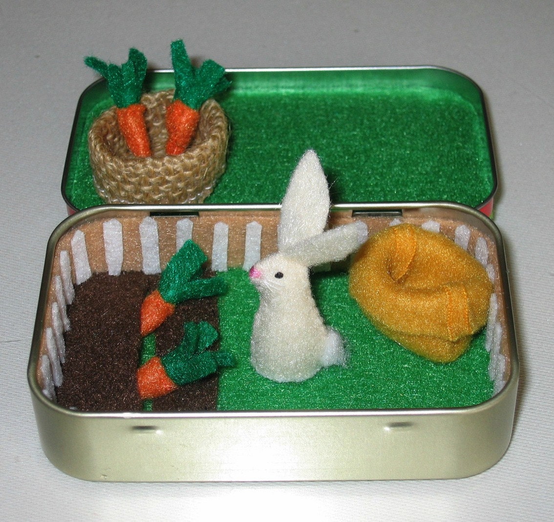 Rabbit garden play set in Altoid tin - with felt rabbit, carrots, basket and snuggle bag