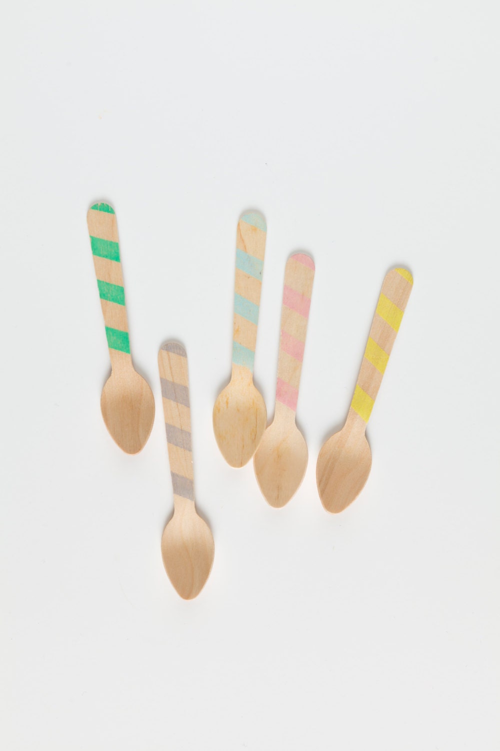 20 Wooden Ice Cream Spoons - Vintage Stripes - Perfect For Parties