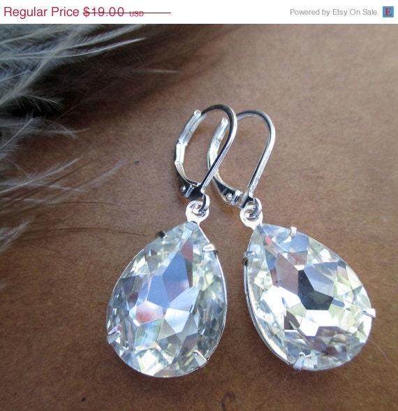 Memorial Day SALE 15% Off Vintage Bridal Earrings Bridesmaid Gifts Silver Earrings Crystal Jewelry Vintage Rhinestone Drop Earrings CAMBRID
