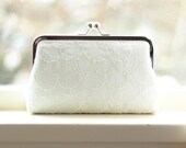 Ivory Bridal Clutch /  Bridal Clutch / Silk Clutch / (Coquillage Silk : Ivory)