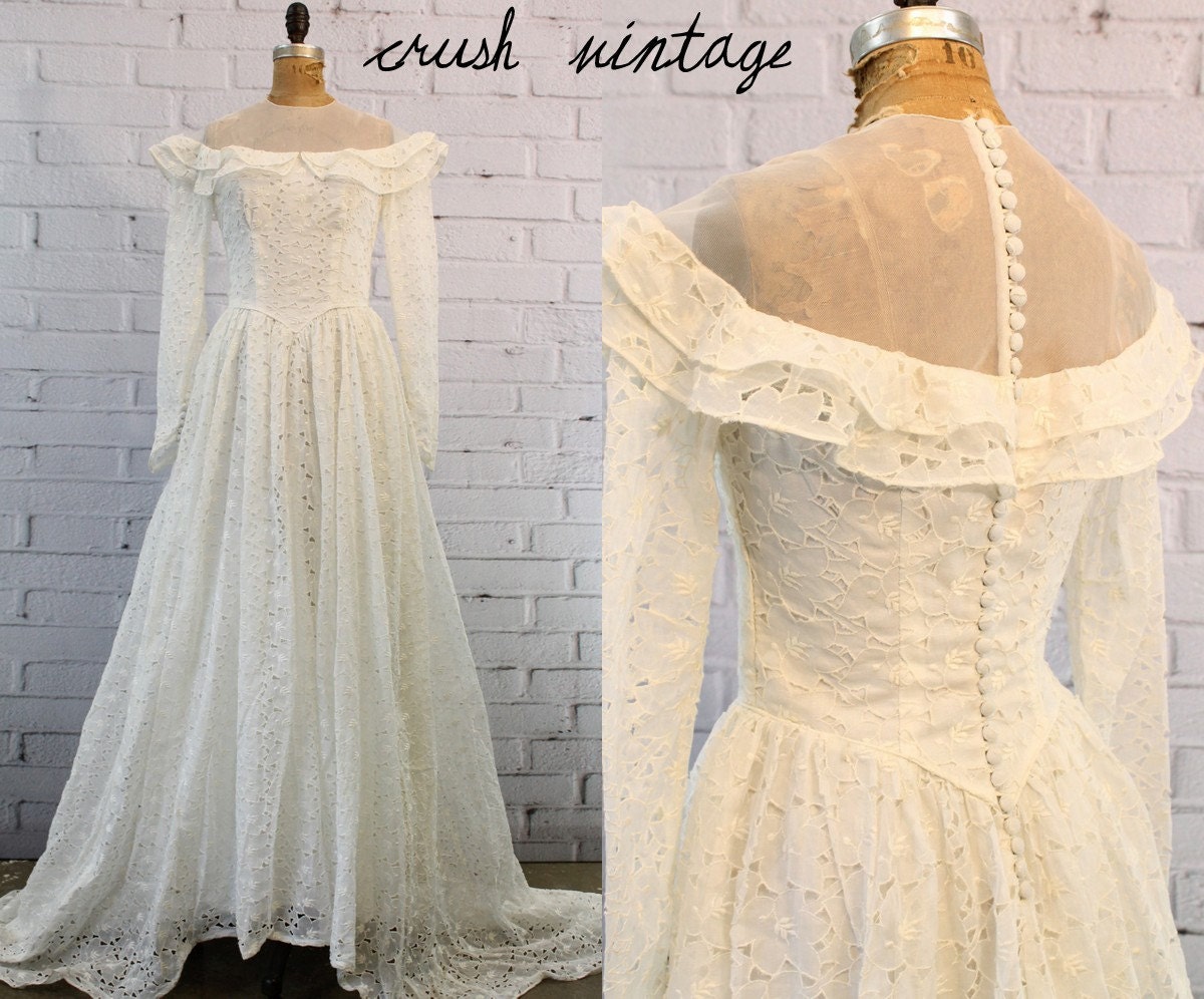 50s Lace Wedding Gown S / 1950s A Maurer Original Cutwork Lace Dress /  I Am in Love Dress