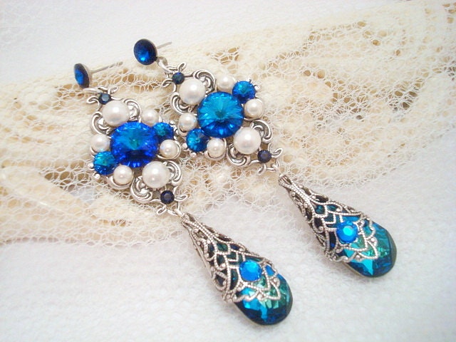 Bridal earrings, blue rhinestone earrings, vintage style earrings, wedding jewelry, Swarovski Bermuda Blue crystal earrings