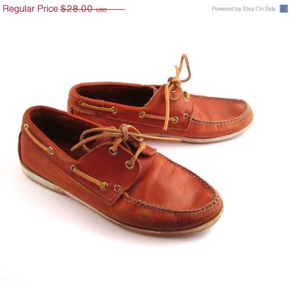 SALE Distressed Boat Shoes Vintage 1980s  Carmel Brown Leather Women's size 10