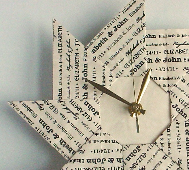 1st Wedding Anniversary Personalized Origami Clock - Black - Large
