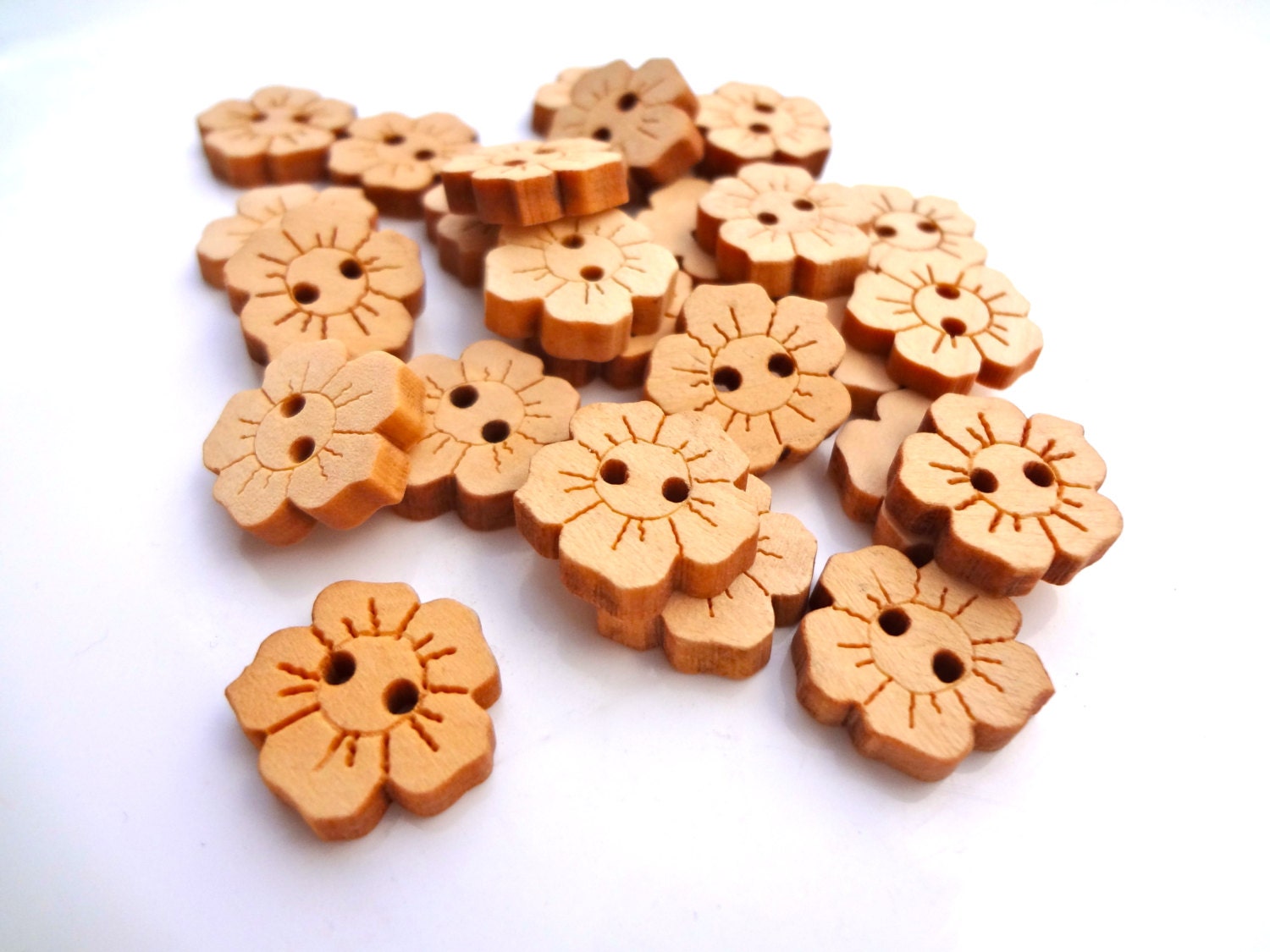 Flower Buttons - 25 sweet little wooden buttons