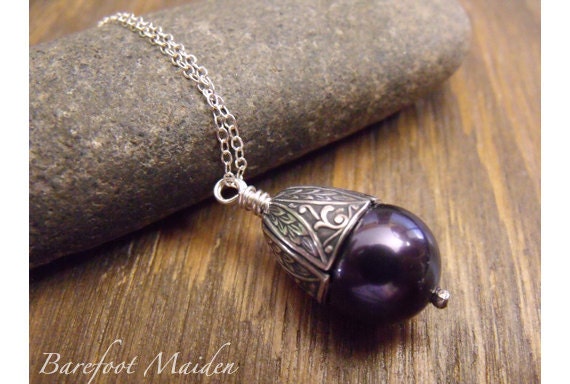Dark Queen Rivendell Necklace / Swarovski Crystal Pearl, Art Nouveau Inspired, Fantasy Jewelry, Bridal