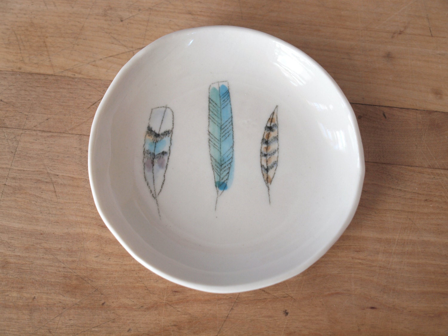 porcelain feather dish . no110